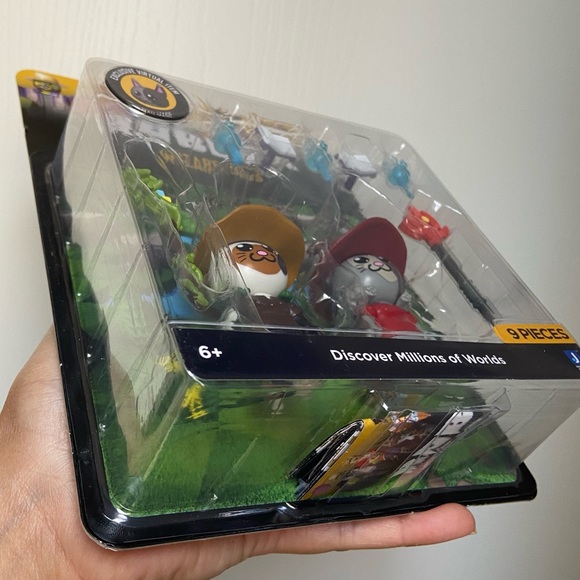 Roblox Wizard Cats | Includes Exclusive Virtual Item. - Picture 7 of 10